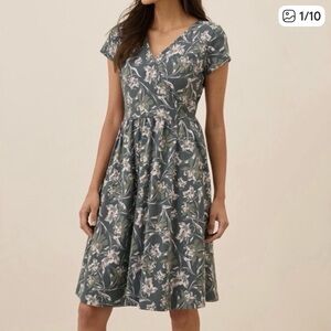 Pact Dress Womens XXL Green Gray Floral Organic Cotton V Neck Surplice Midi